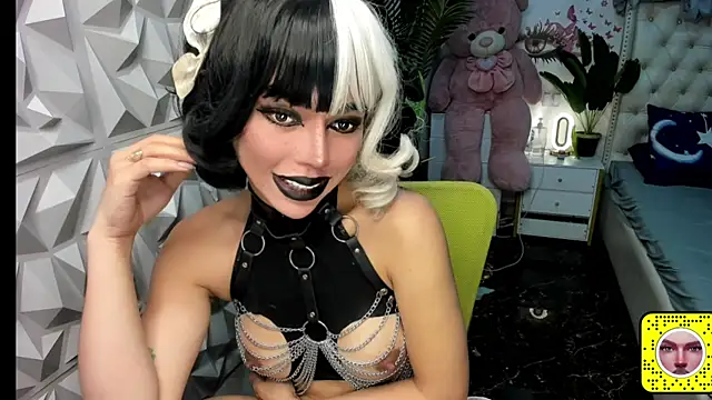 janecomander online show from November 2025 06:33:02 PM