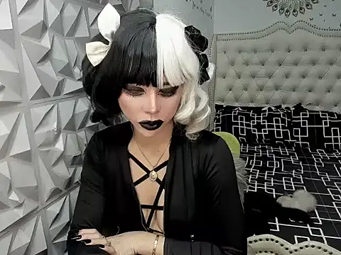 janecomander online show from April 2026 09:48:01 AM