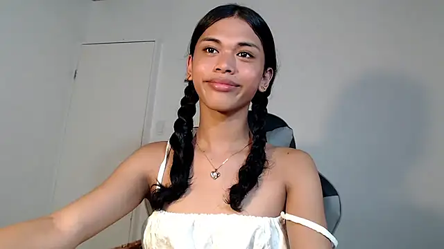 urcurlydiva online show from November 2025 05:34:02 AM