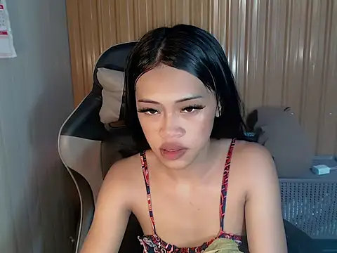 urcurlydiva online show from May 2026 07:45:01 AM