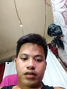 urhotfucker13 online show from February 2026 01:10:01 PM