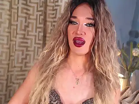 Snapshot of AleinaCroft chatting on February 2026 07:57:01 AM AleinaCroft online show from February 2026 07:57:01 AM