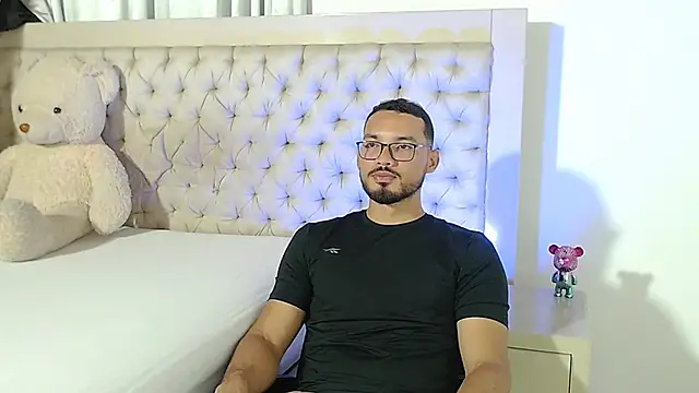 marcusblade online show from January 2026 01:32:02 AM