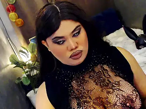 KitSmithCumerr online show from November 2025 09:30:01 PM