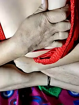 Snapshot of only-injoy chatting on October 2025 05:13:02 PM only-injoy online show from October 2025 05:13:02 PM