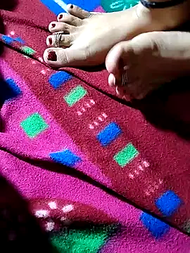 Snapshot of only-injoy chatting on October 2025 05:01:01 PM only-injoy online show from October 2025 05:01:01 PM