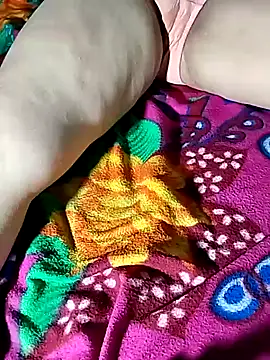 Snapshot of only-injoy chatting on October 2025 05:02:01 PM only-injoy online show from October 2025 05:02:01 PM