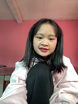 Daisy018 online show from September 2025 02:32:02 AM