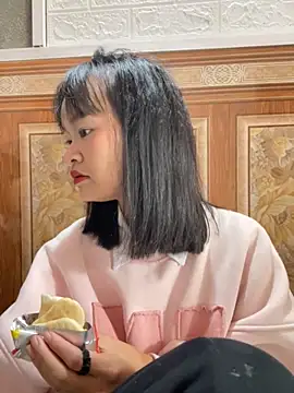 Snapshot of Daisy018 chatting on October 2025 01:46:02 AM Daisy018 online show from October 2025 01:46:02 AM