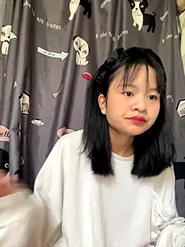 Daisy018 online show from September 2025 02:00:02 AM