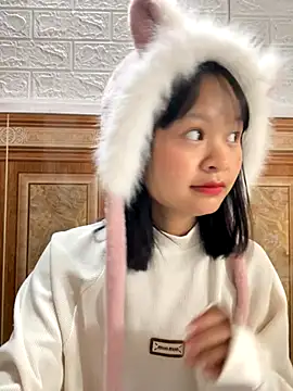 Snapshot of Daisy018 chatting on October 2025 02:21:03 AM Daisy018 online show from October 2025 02:21:03 AM