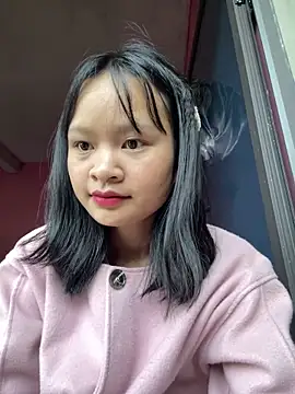 Daisy018 online show from September 2025 10:37:01 AM