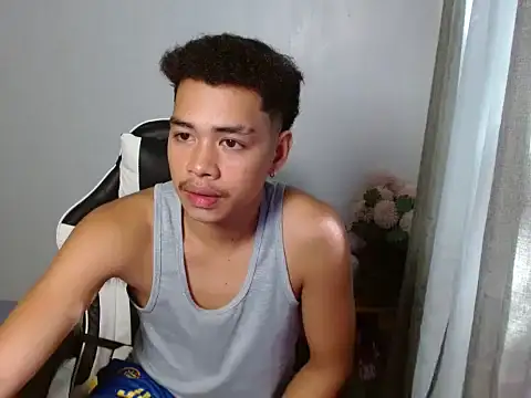 curlyasian njxx online show from May 2026 11:35:01 PM