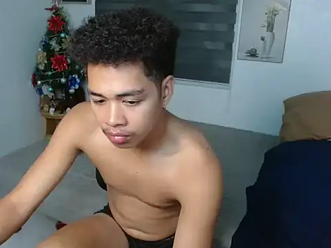 Snapshot of curlyasian_njxx chatting on December 2025 04:50:02 AM curlyasian njxx online show from December 2025 04:50:02 AM