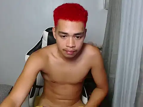 curlyasian njxx online show from June 2026 03:32:01 PM