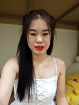 Snapshot of Baby-ladytits2025 chatting on November 2025 06:17:02 AM Baby-ladytits2025 online show from November 2025 06:17:02 AM