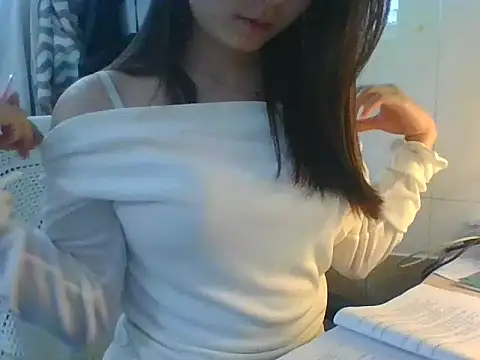 Linzly online show from January 2026 02:48:01 AM