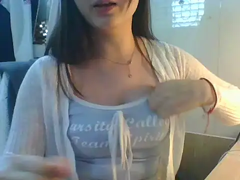 Linzly online show from March 2026 02:49:02 AM