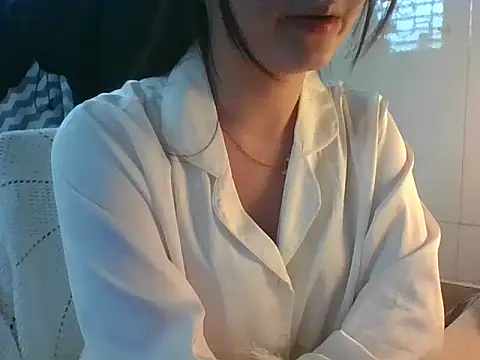 Linzly online show from December 2025 03:11:05 AM