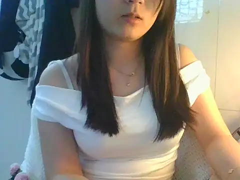 Linzly online show from February 2026 02:55:02 AM