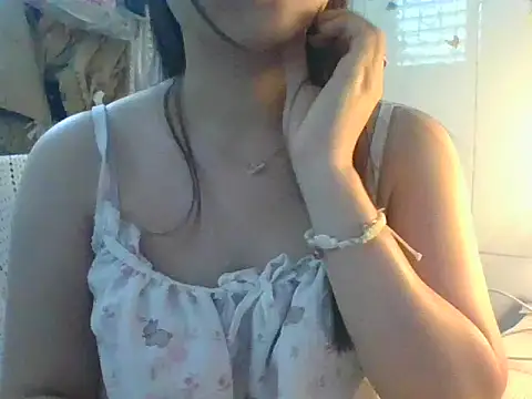 Linzly online show from March 2026 02:44:02 AM