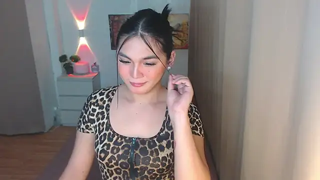 Snapshot of Lovely_jassy chatting on September 2025 06:07:02 PM Lovely jassy online show from September 2025 06:07:02 PM