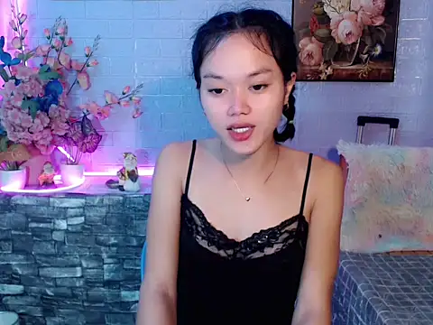 sexybabewarrior online show from June 2026 08:25:02 AM