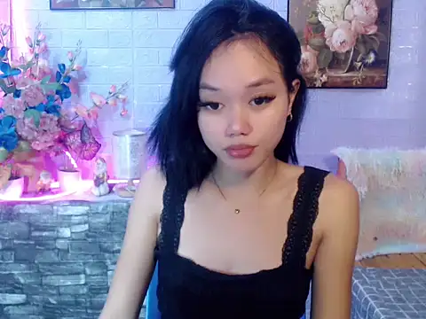 Snapshot of sexybabewarrior chatting on June 2026 11:33:02 AM sexybabewarrior online show from June 2026 11:33:02 AM