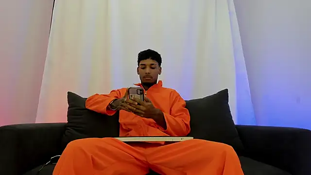 Thiagoferreti online show from November 2025 07:41:02 PM