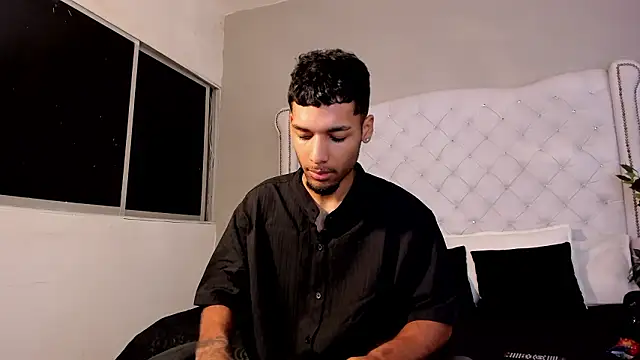 Thiagoferreti online show from February 2026 03:27:02 AM