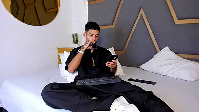 Thiagoferreti online show from February 2026 03:51:02 AM