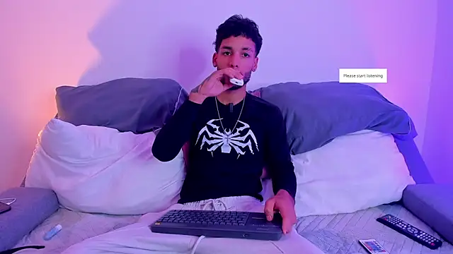 Snapshot of Thiagoferreti chatting on June 2026 03:19:02 AM Thiagoferreti online show from June 2026 03:19:02 AM