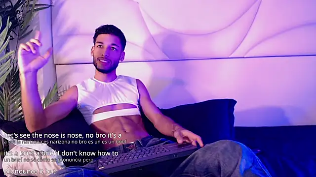 Thiagoferreti online show from April 2026 01:13:02 PM