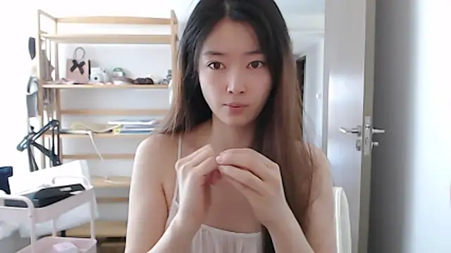 Snapshot of Mimi-cnbaby chatting on May 2026 02:55:02 AM Mimi-cnbaby online show from May 2026 02:55:02 AM