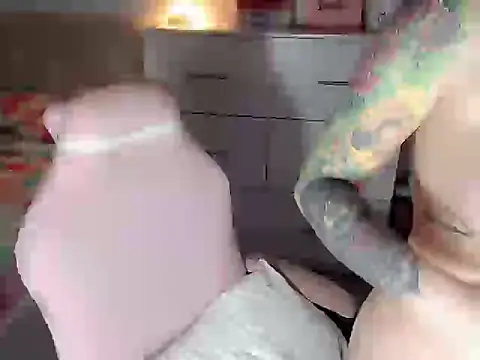 urbaby monica online show from November 2025 02:37:02 AM