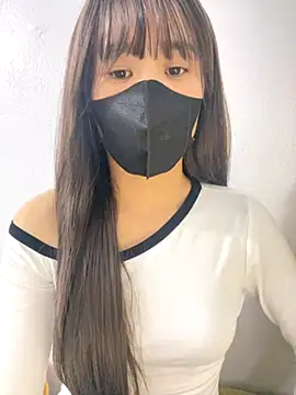 Lucy217 online show from November 2025 01:05:01 PM