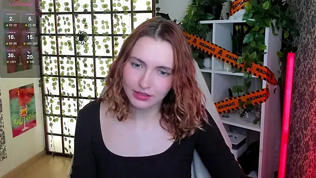 Elis Cherry online show from October 2025 02:00:02 AM