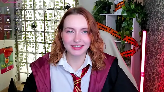 Elis Cherry online show from October 2025 02:12:02 AM