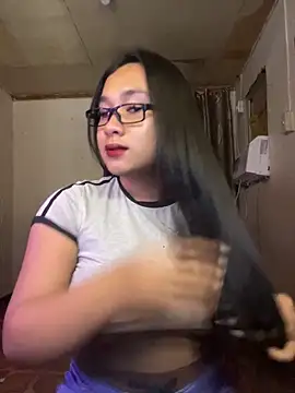 patty meowk online show from December 2025 06:34:02 PM