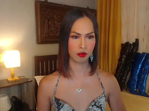 Nathalieheartt online show from September 2025 01:56:02 AM