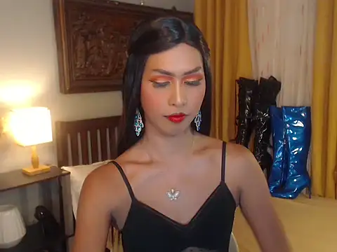 Nathalieheartt online show from September 2025 01:33:01 AM