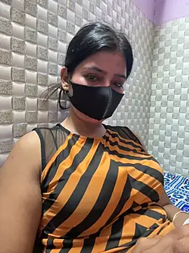 Hot Jaanvi  online show from June 2026 04:00:01 PM