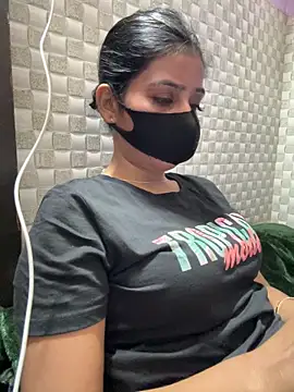 Hot Jaanvi  online show from April 2026 04:25:01 PM