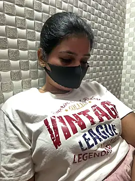 Hot Jaanvi  online show from April 2026 05:20:02 PM