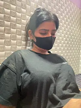 Hot Jaanvi  online show from June 2026 04:12:01 PM
