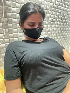 Hot Jaanvi  online show from April 2026 04:57:02 PM