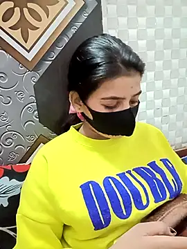 Snapshot of Hot_Jaanvi_ chatting on November 2025 04:44:01 PM Hot Jaanvi online show from November 2025 04:44:01 PM