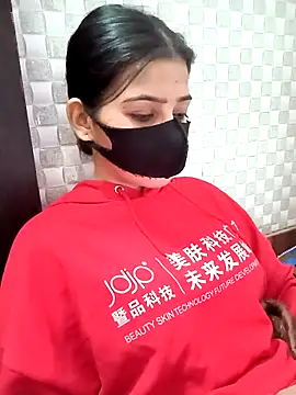 Snapshot of Hot_Jaanvi_ chatting on November 2025 05:06:02 PM Hot Jaanvi online show from November 2025 05:06:02 PM