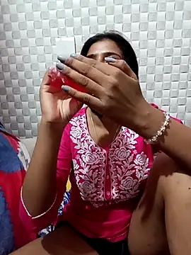 Snapshot of Hot_Jaanvi_ chatting on October 2025 06:23:02 AM Hot Jaanvi online show from October 2025 06:23:02 AM