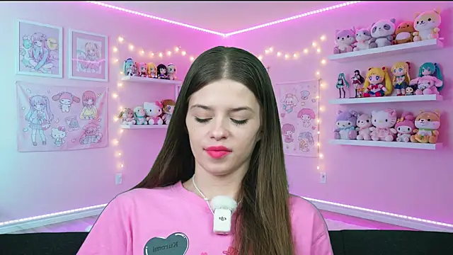 sukie spooky online show from April 2026 12:12:01 PM